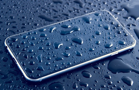 水没してしまったスマホのデータ復旧へも対応 | 春日井でiPhone修理ならi Re:make アピタ高蔵寺店